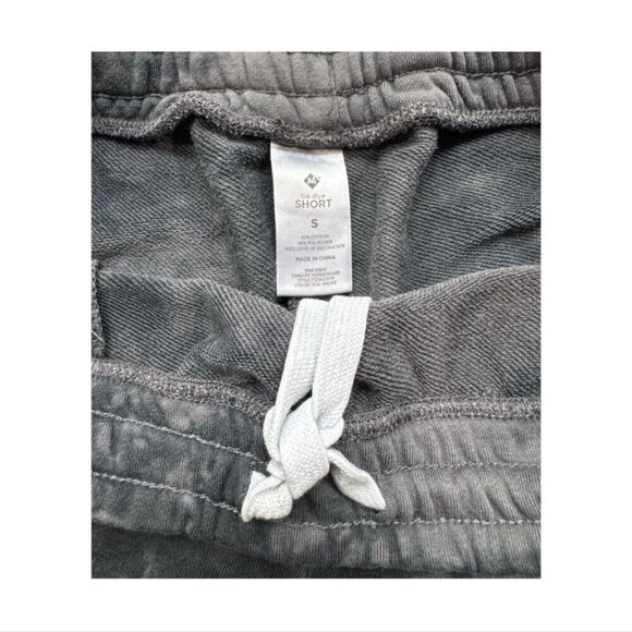 Member's Mark Midweight High Waist Gray and Black Tie Die Short - Picture 4 of 4